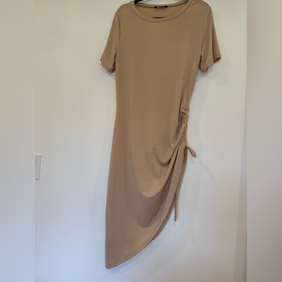 SHEIN Tan Asymmetrical Bodycon Dress with Slit - Picture 4 of 7